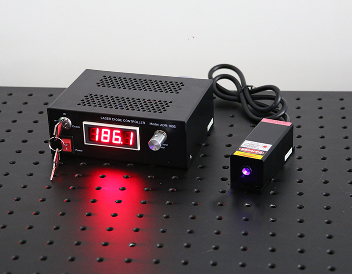 461nm 1000mW High Power Laser Blue Semiconductor Laser With Power Supply - Click Image to Close